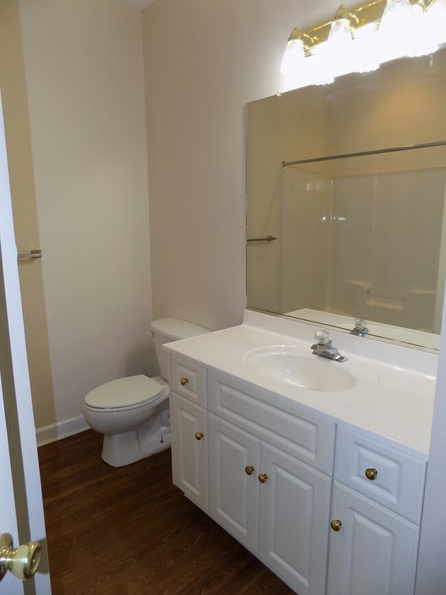 Building Photo - **Available to view mid June** 2 Bedroom, ...