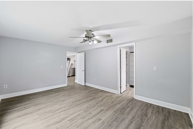 Building Photo - Leila Ave