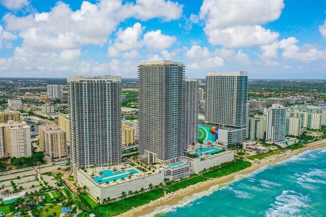 Building Photo - 1800 S Ocean Dr