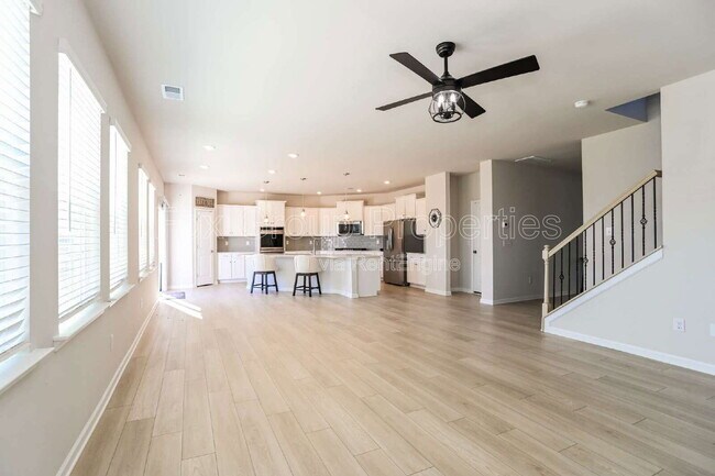 Building Photo - 6295 Fairfax Ct