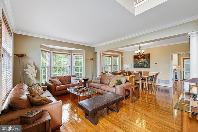 Building Photo - 12405 Willow Falls Dr