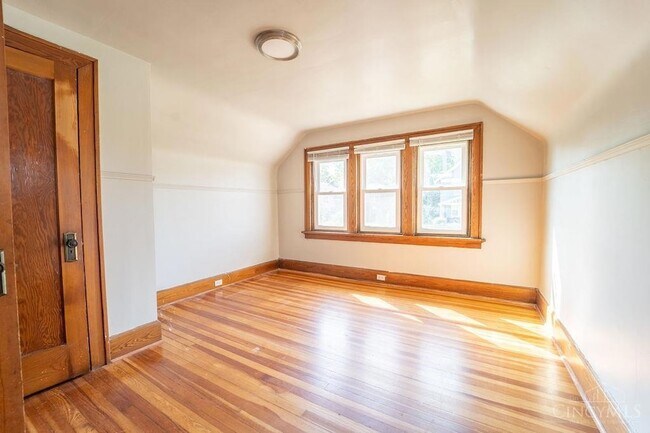 Building Photo - 224 Ehrman Ave