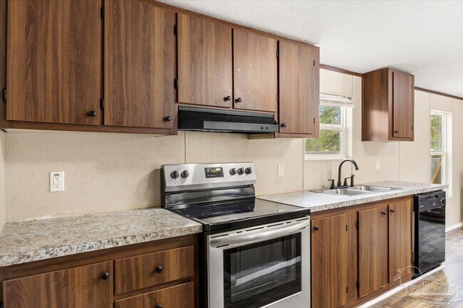 Building Photo - 1514 Trotter Way