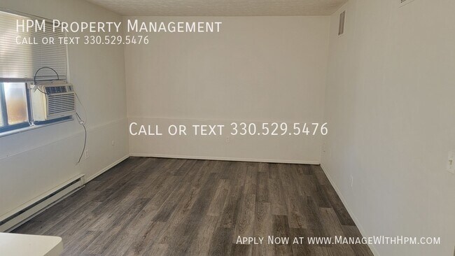 Building Photo - 417 Sherman St