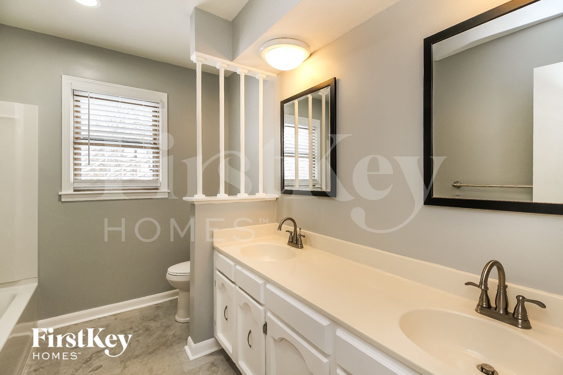 Building Photo - 10002 NW 67 St