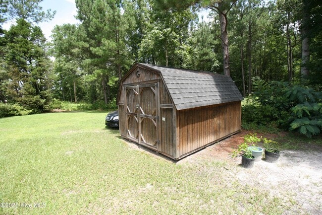 Building Photo - 4032 Northwest Rd