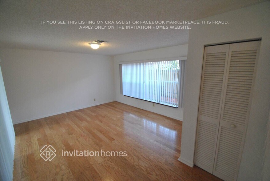 Building Photo - 12231 Dartmoor Dr