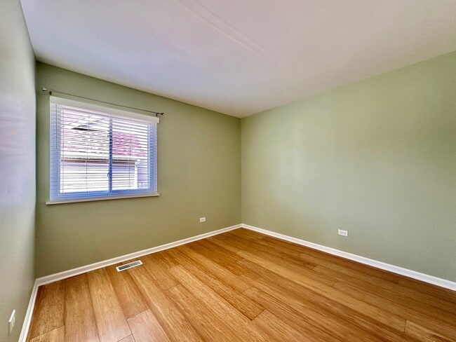 Building Photo - 2164 Horncastle Ln