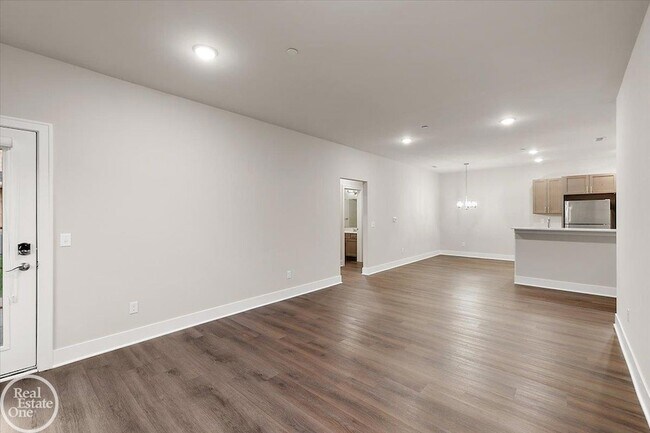 Building Photo - 2850 Barrington Square