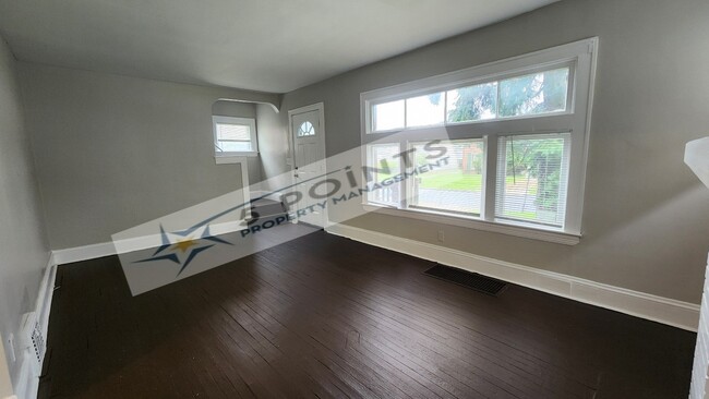 Building Photo - 20609 Hillgrove Ave