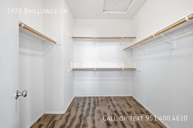 Building Photo - 1929 Brilliance Ln