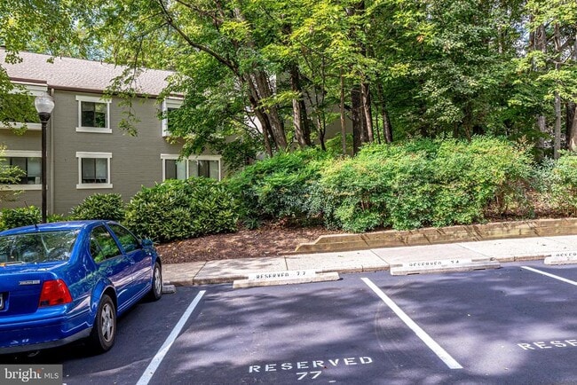 Building Photo - 2210 Springwood Dr