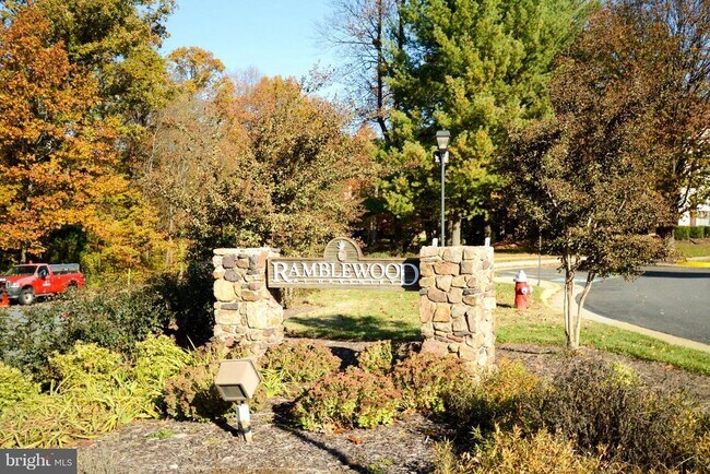 Building Photo - 7718 Lexton Pl