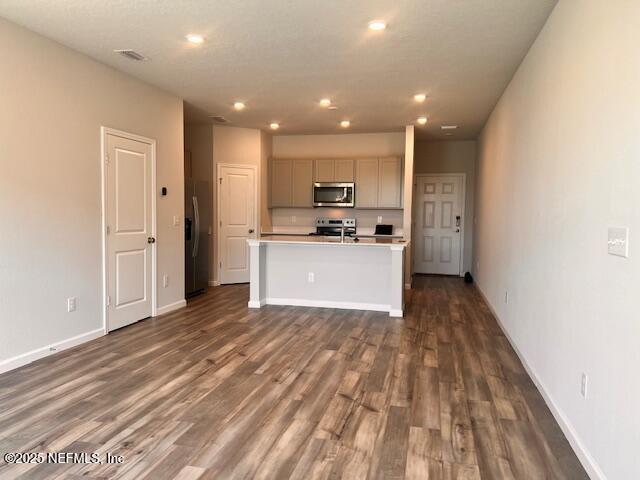 Building Photo - 14567 Macadamia Ln