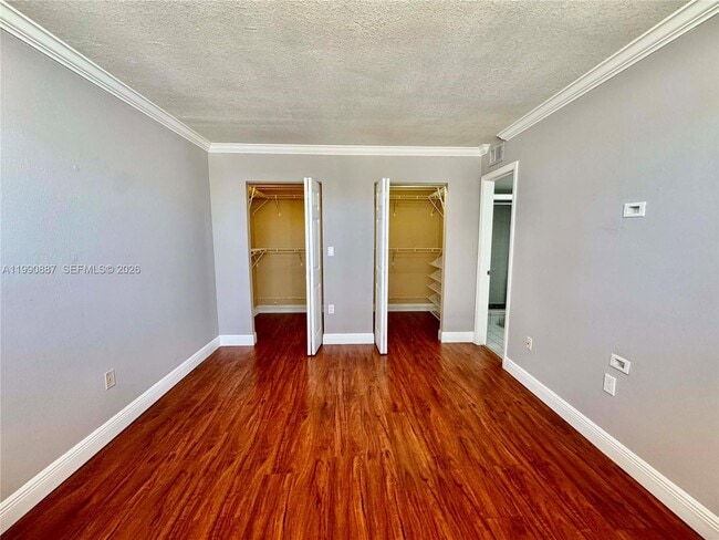 Building Photo - 3610 SW 114th Ave