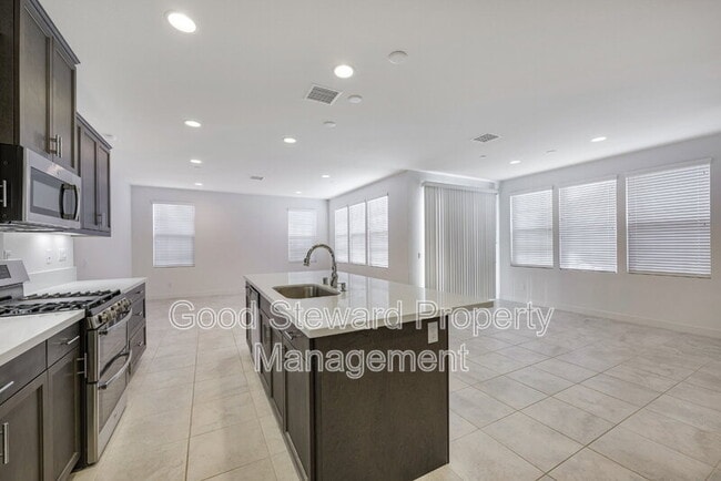 Building Photo - 4387 Avocado Grove Ln