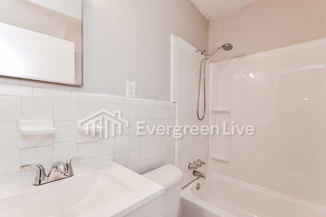 Building Photo - 3651 Wilshire Rd