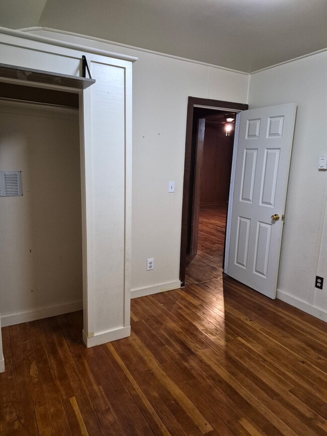 Building Photo - 10391 US Hwy 34