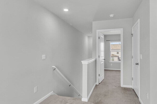 Building Photo - Beautiful 3 bedroom/3 bathroom two story home available in Cane Bay!