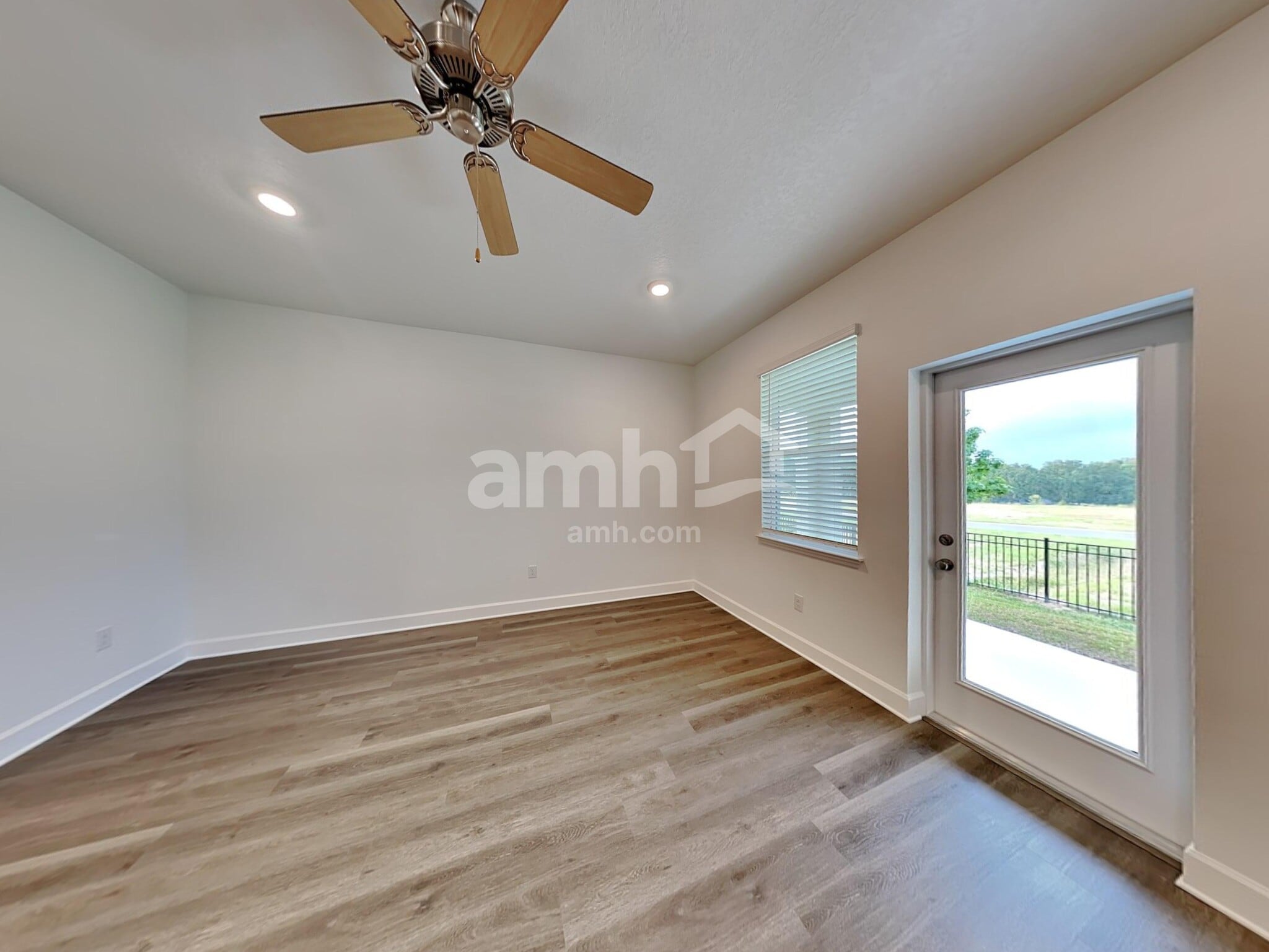 Building Photo - 37764 Dusty Saddle Ln
