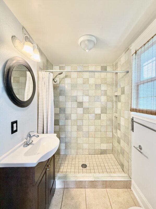 Building Photo - 909 W Fribley St