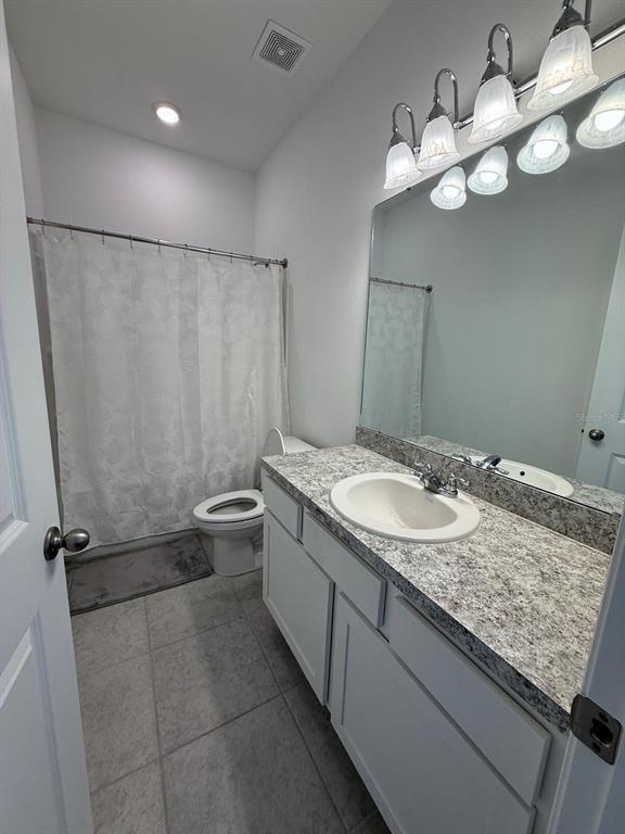 Building Photo - 452 Hennepin Lp