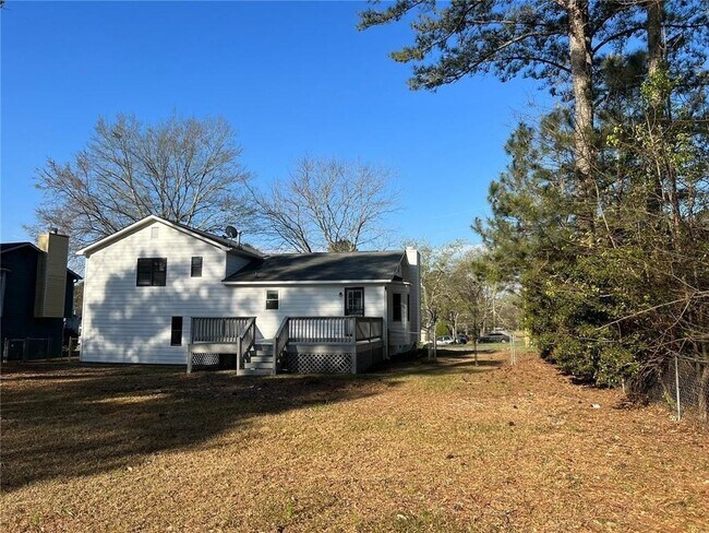 Building Photo - 3177 Pinto Dr