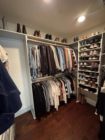 Building Photo - 4057 W 7th St