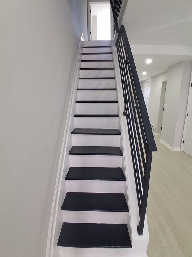 Building Photo - Beautiful Newly Renovated 4 Bedroom Home Now Available in Mantua