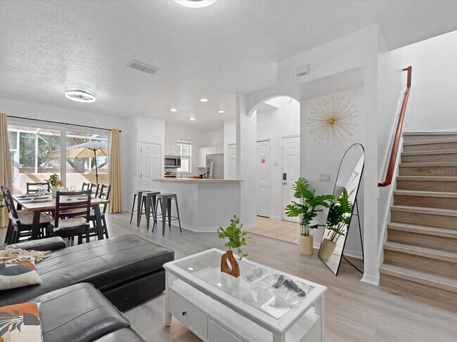 Building Photo - 1302 S Beach Cir