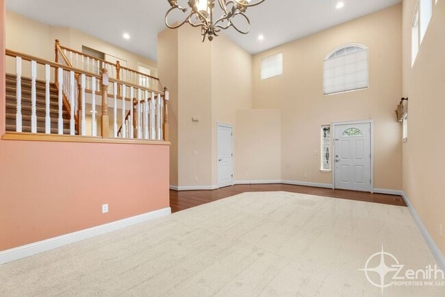 Building Photo - 2903 NE 184th Ave