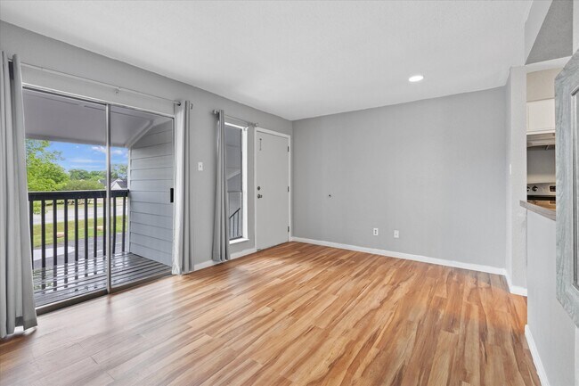 Building Photo - 13151 Walden Rd