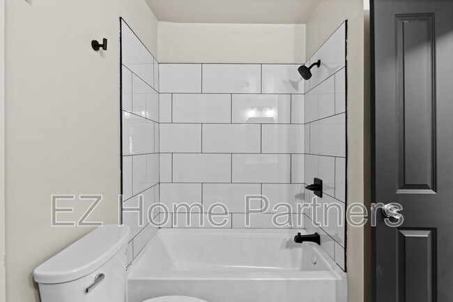 Building Photo - 2317 Indiana Ave