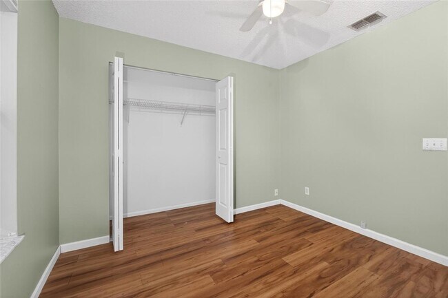 Building Photo - 861 Blackgum Ct