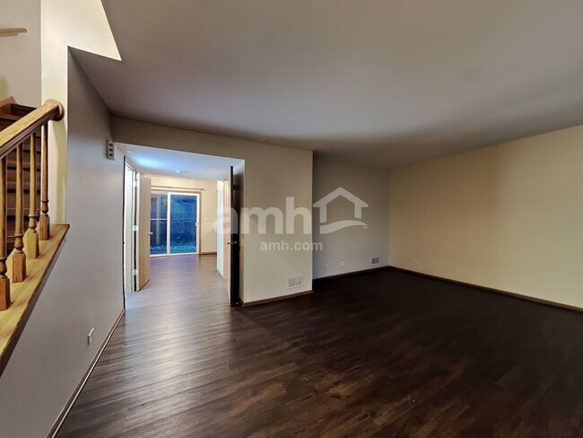 Building Photo - 1404 Keele Dr