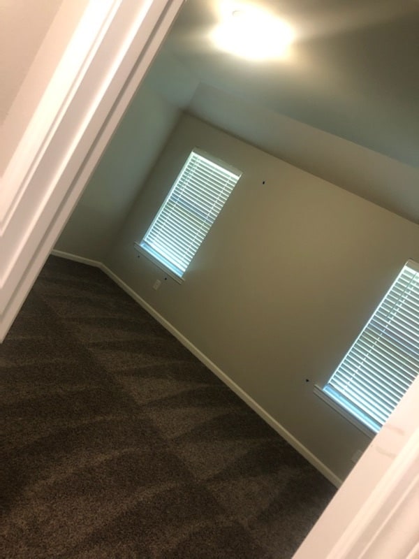 Building Photo - 18204 Fox Hollow Loop