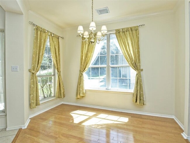 Building Photo - 9019 Mountain Mist Ln