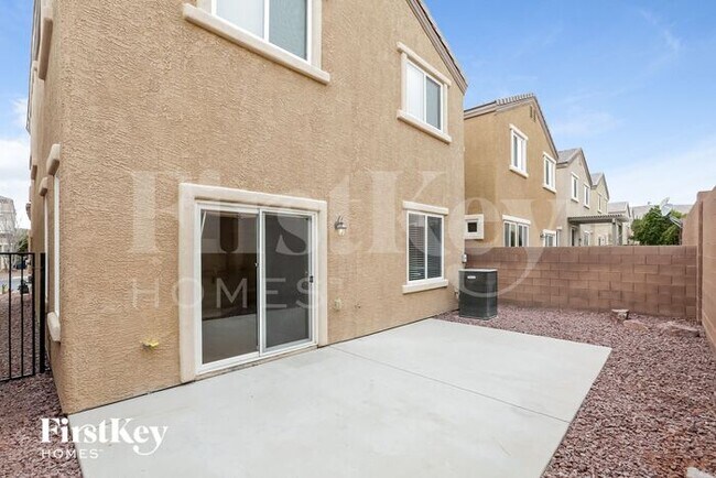 Building Photo - 9494 Van Halen Ln