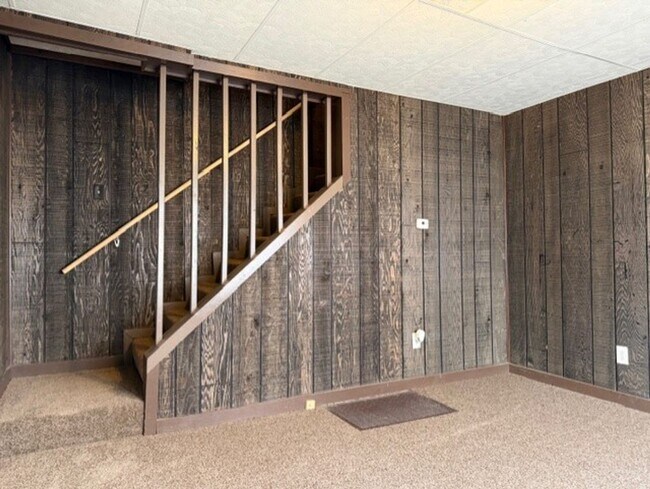 Building Photo - 1961-1963 Kenton St.