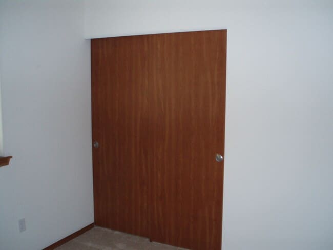 Building Photo - Hopkins - 1402