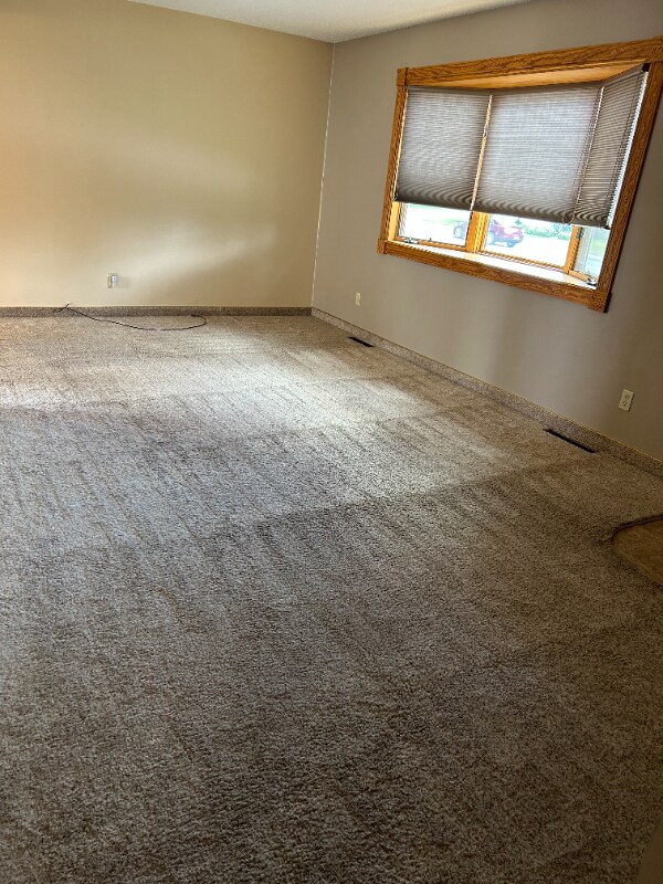 Building Photo - 2913 8th Ave N