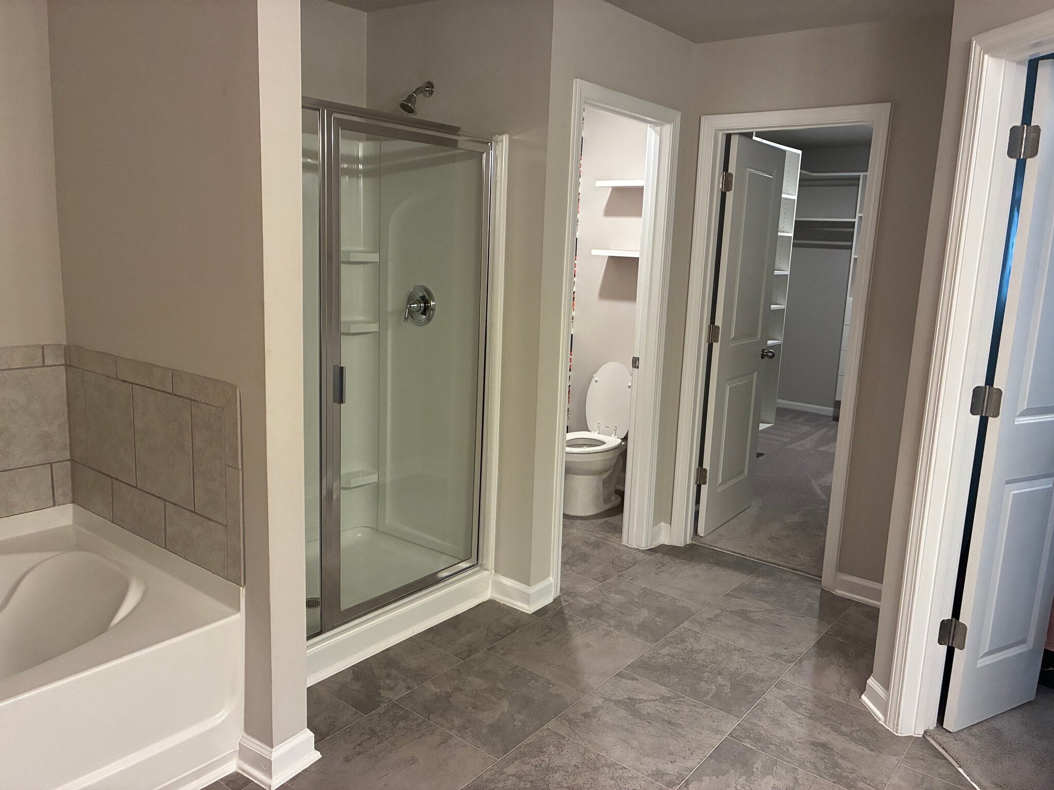 Building Photo - Room in Townhome on The Way Pl