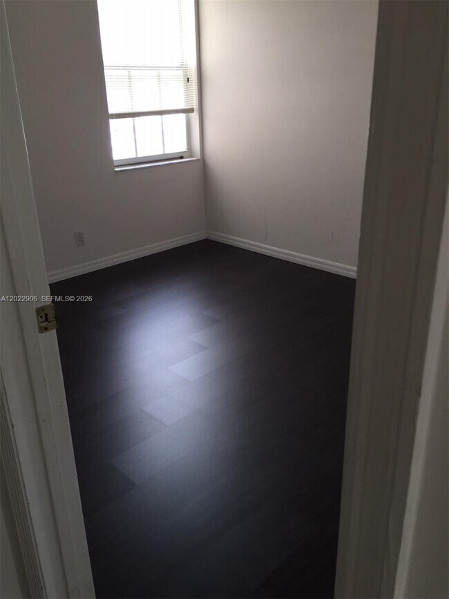 Building Photo - 1804 Salerno Cir