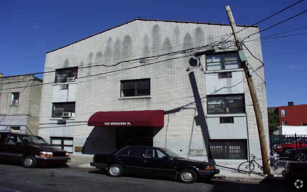 Building Photo - 508 Monastery Pl