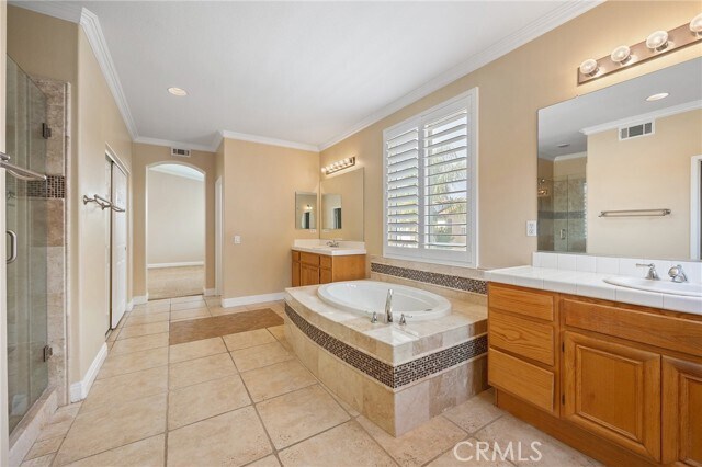 Building Photo - 5036 Heritage Dr