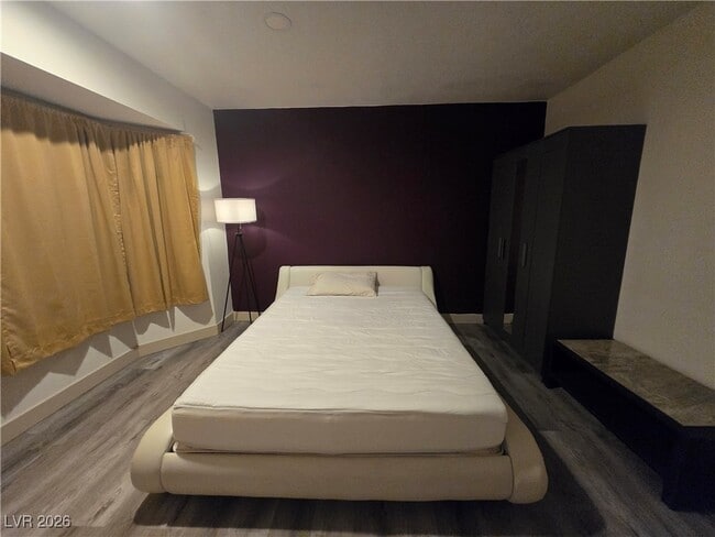 Building Photo - 2755 Mann St