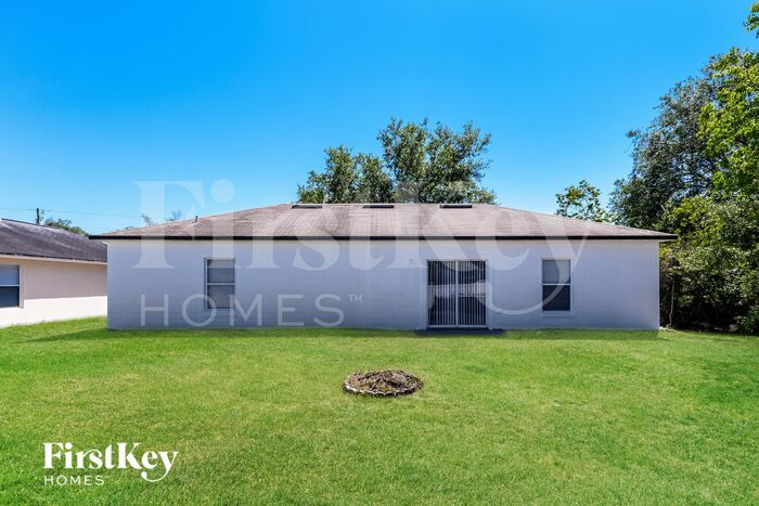 Building Photo - 651 Cotulla Dr