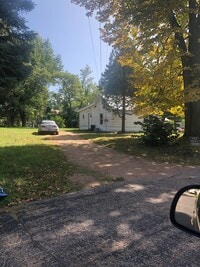 Building Photo - 574 Lincoln St