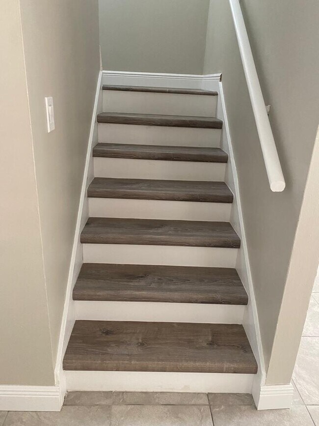 Building Photo - 1425 Croftwood Dr