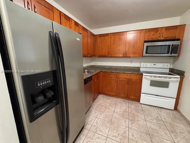 Building Photo - 7732 Camino Real